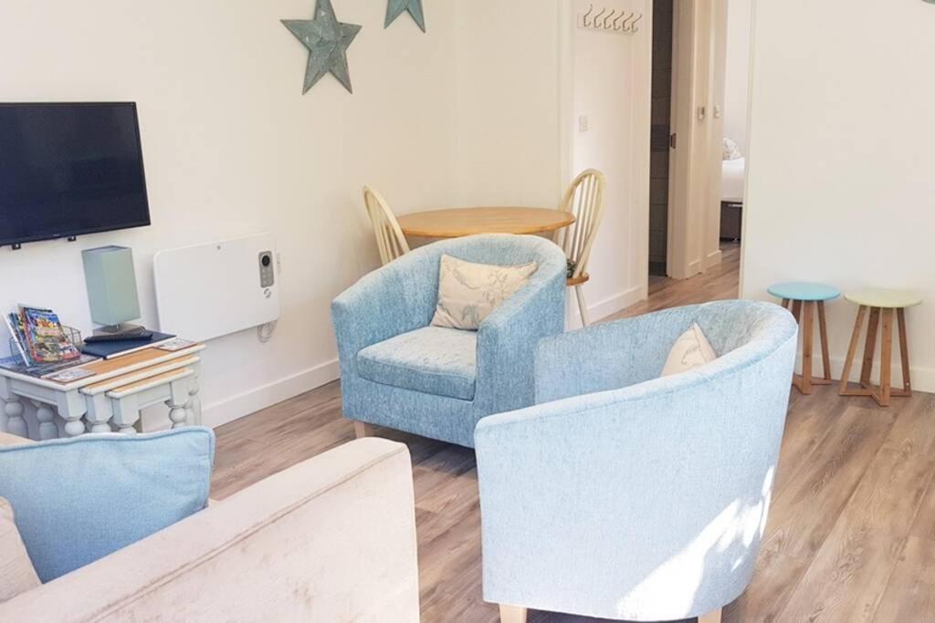 Iscraig Bach-Cosy 2 Bed Apartment-Close To Beach Trearddur Kültér fotó